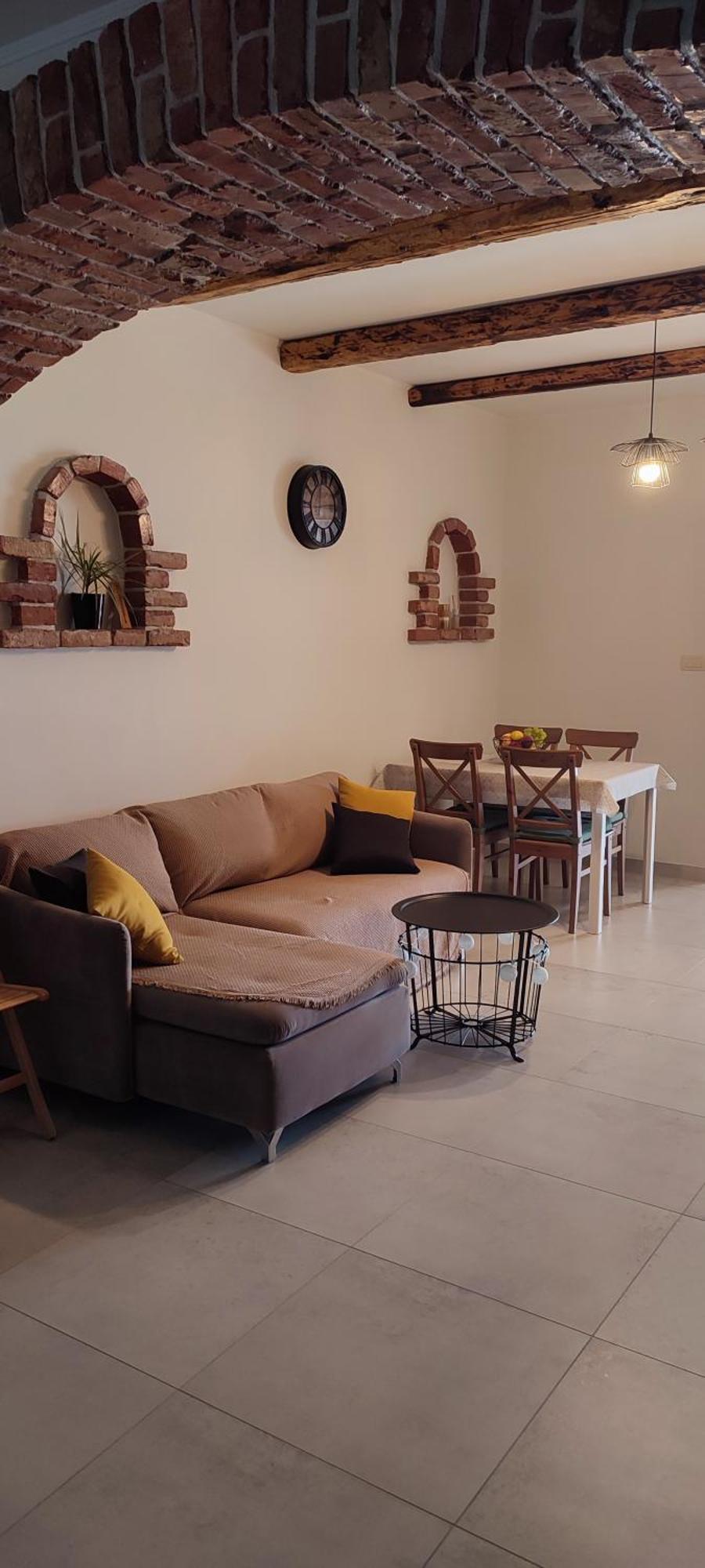 Apartments Tinjarosa Mundanije ภายนอก รูปภาพ