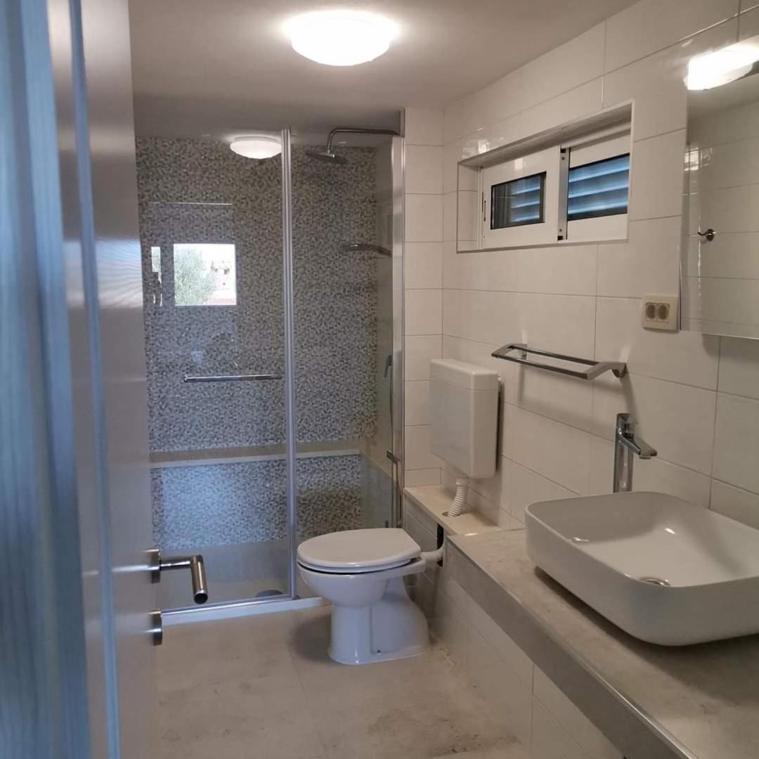 Apartments Tinjarosa Mundanije ภายนอก รูปภาพ